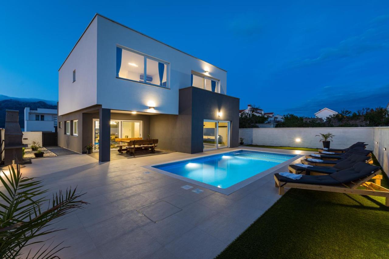 Luxury Villa Noemi Razanac Exterior photo