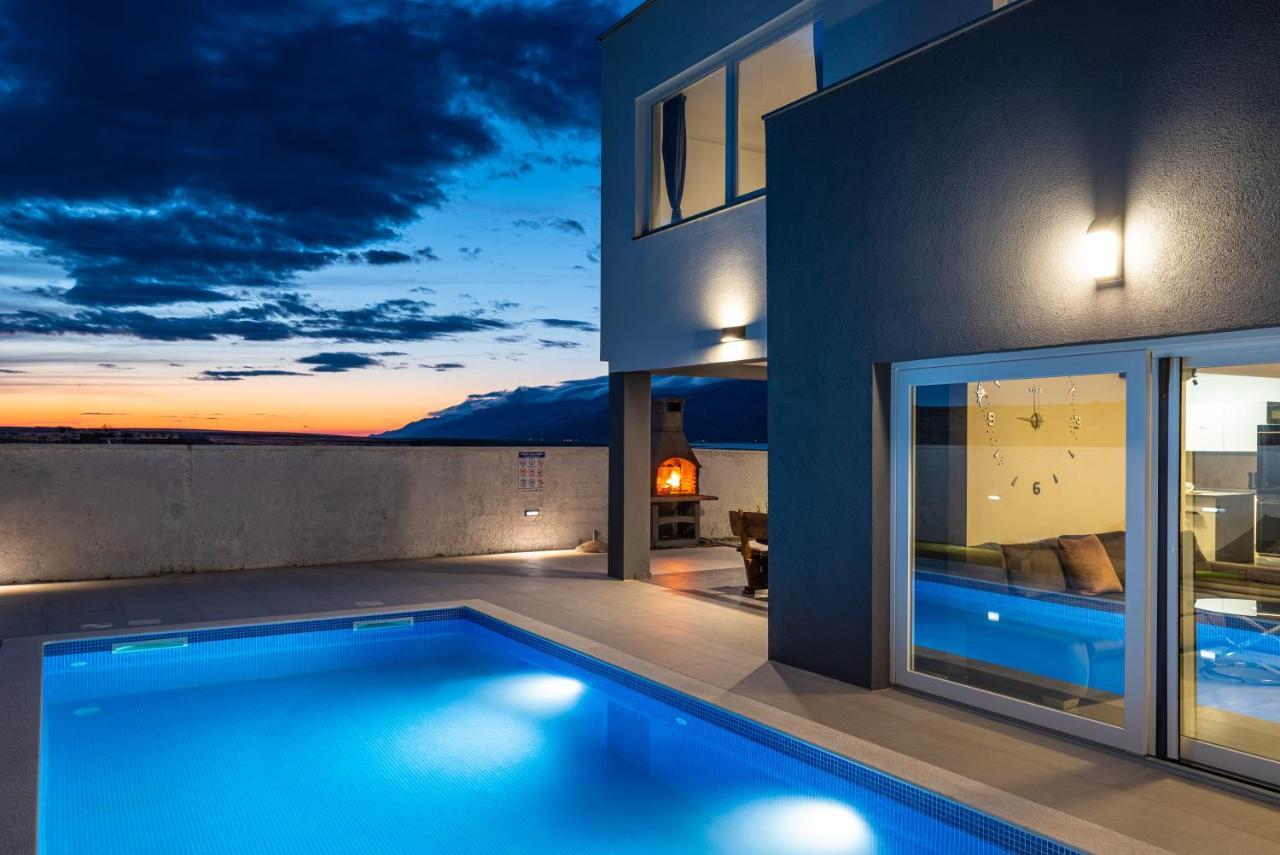Luxury Villa Noemi Razanac Exterior photo